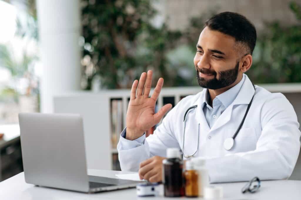 woman online talking with her doctor